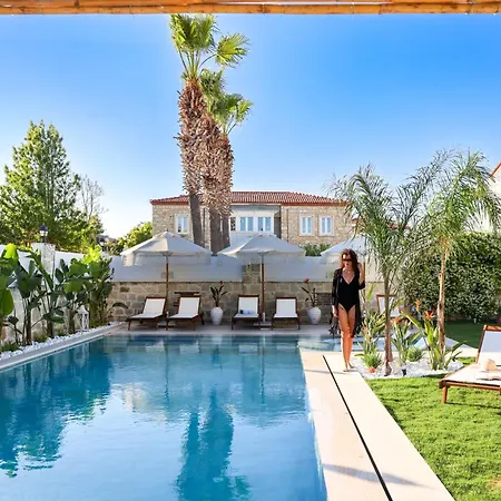 Pera Alaçatı * Çeşme