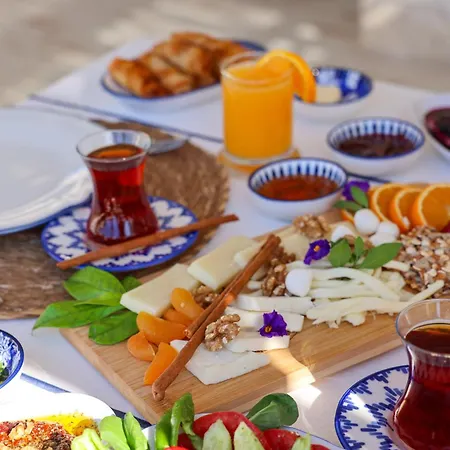 Pera Alaçatı Hotel *