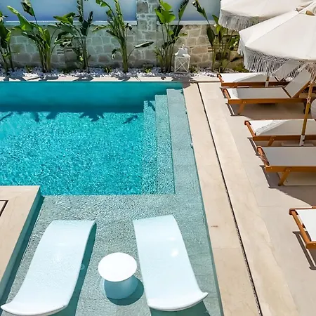 Pera Alaçatı Çeşme