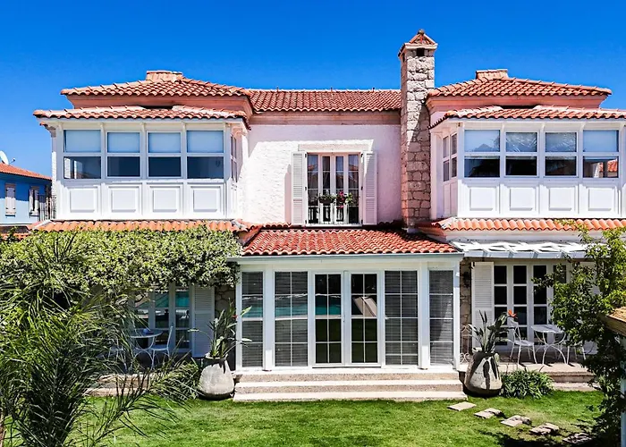 Pera Alacati Hotel *